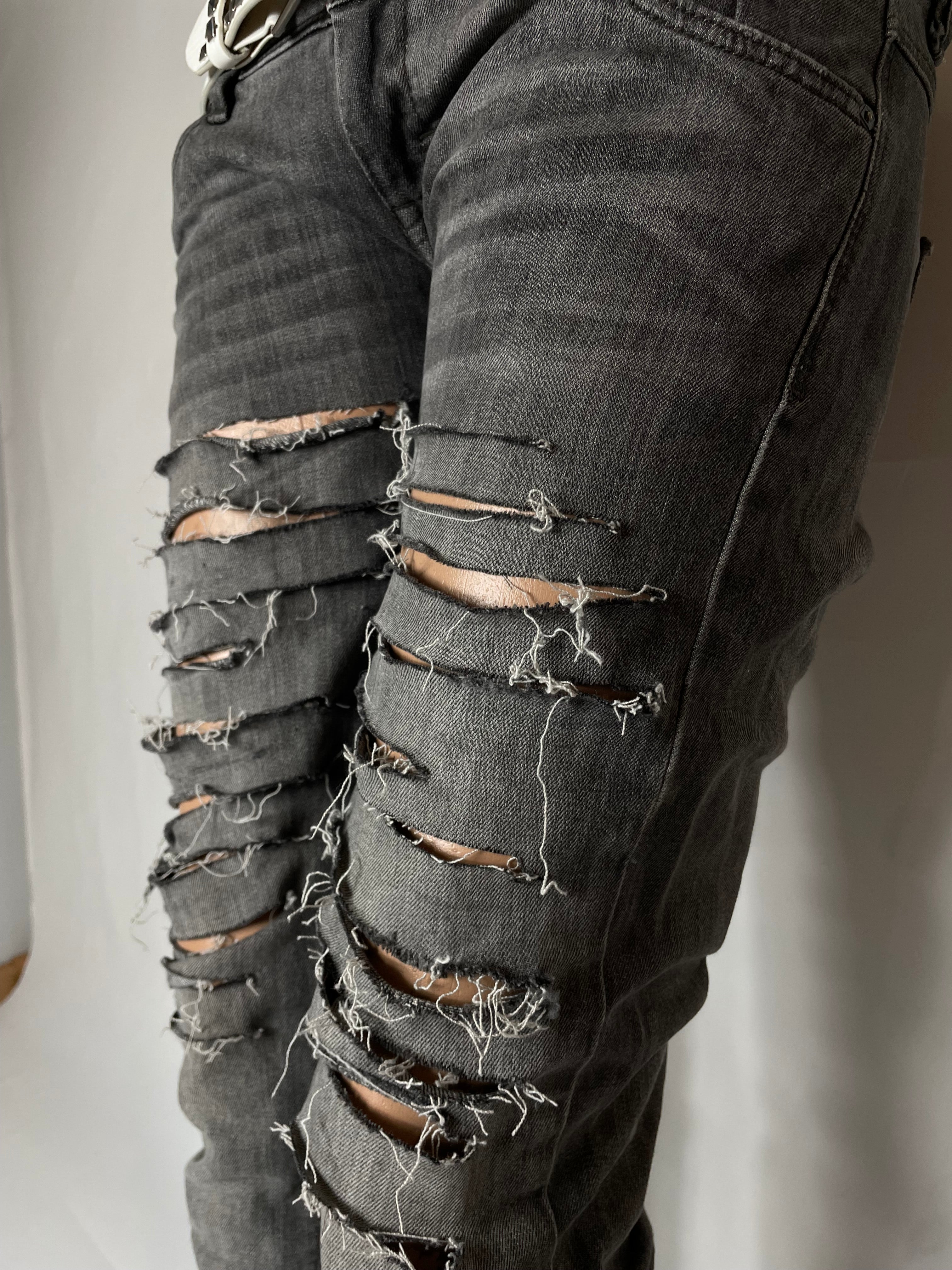 Ripped Low Waist Women Jeans